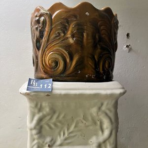 Lote anterior: 2 Macetas de Loza Decoradas