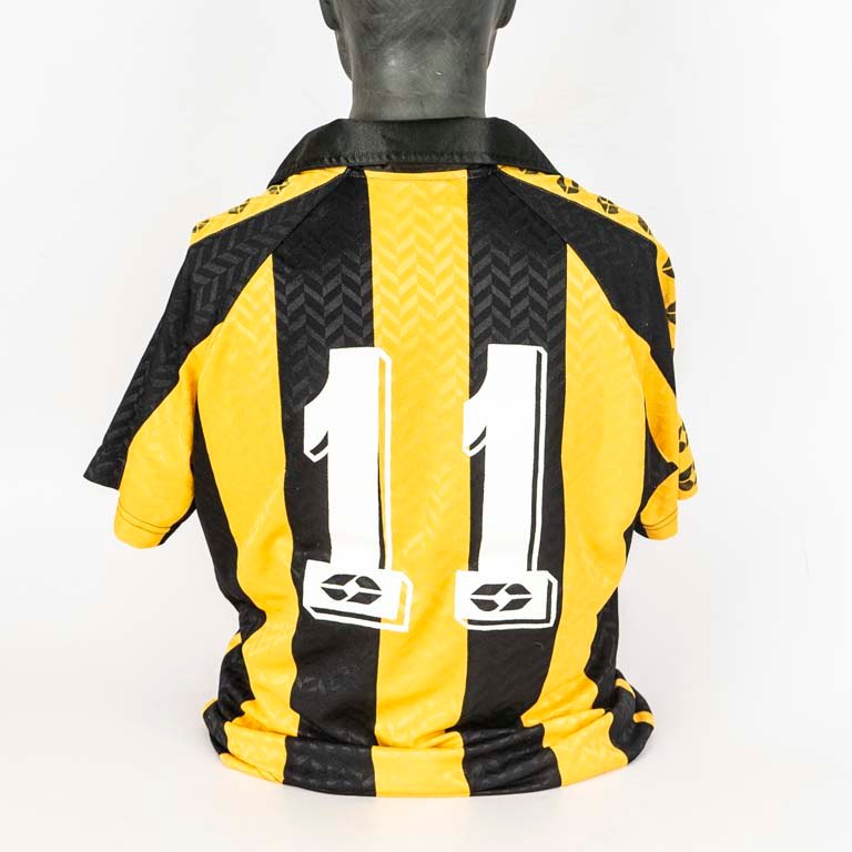 Camiseta de Almirante Bronw de Argentina de utilería marca nanque N°11 de principio de los 90 - imagen 2