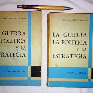 Lote siguiente: Lote de 2 Libros: La Guerra, La Política y La Estrategia, Tomos I y II, Colección Círculo Militar