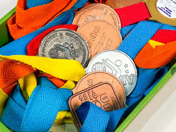 Medallas deportivas diferentes para coleccionistas - imagen 2