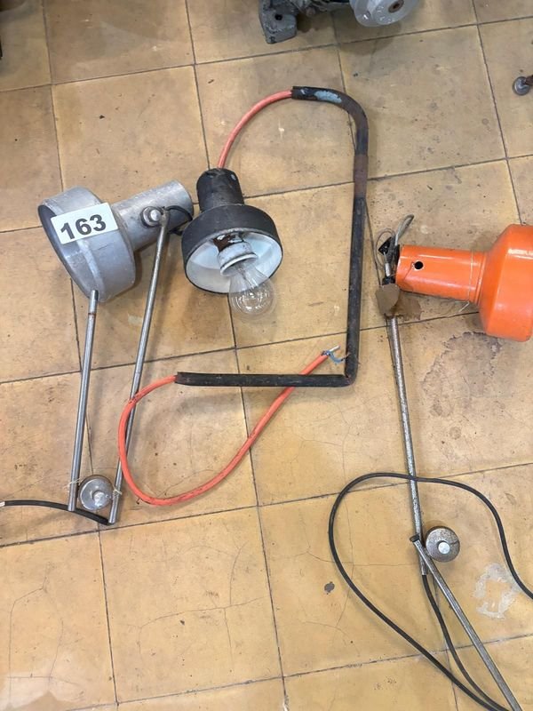 Lote de 3 Lámparas de Taller Articuladas Industriales - imagen 1