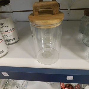 Recipiente con tapa de madera y agarradera arriba - imagen 3