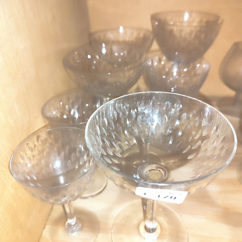 8 copitas francesas de cristal tallado BACCARAT - imagen 2