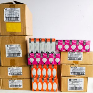 Lote siguiente: 450 Lámparas de 25, 40 , 6 0w