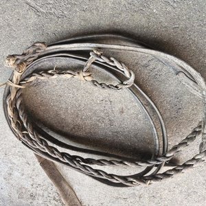 Lote anterior: Juego de Riendas de Cuero Trenzado para Caballo
