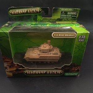 Tanque a Escala 1:72 Bravo Team U.S. M3A2 Bradley - imagen 4