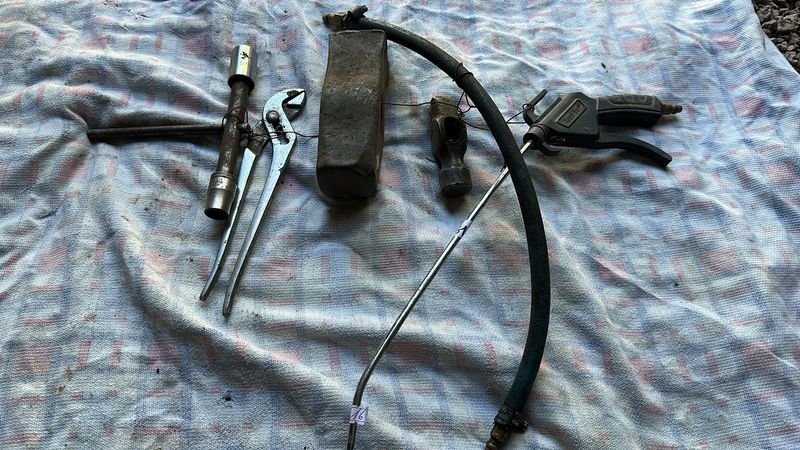 Lote anterior: Colección de herramientas de trabajo