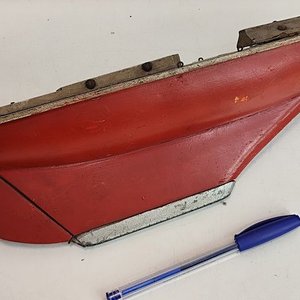 Casco de Velero Decorativo en Madera Roja y Metal - 38x11.5cm - imagen 3