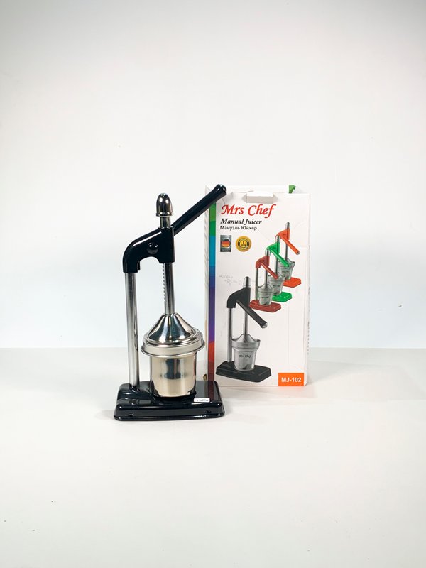 Lote anterior: Exprimidor en metal plateado y negro para cocina