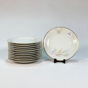 Lote siguiente: Doce Platos de Porcelana Bavaria Edelstein para Postre