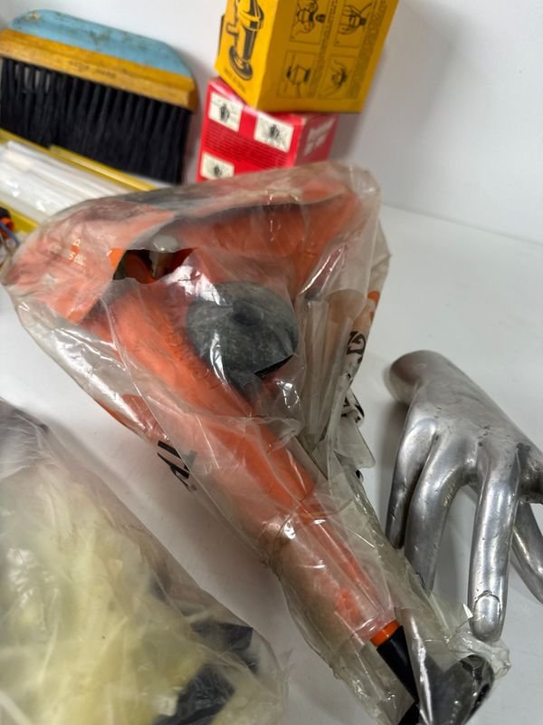 Gran lote de herramientas mayoría nuevas y accesorios - imagen 13
