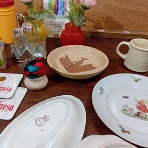 Lote de Vajilla Inglesa, Adornos y Utilitarios Varios - imagen 3