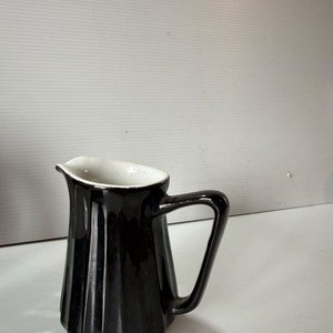 Juego de Tetera, Lechera y 4 Pocillos de Cerámica Negra y Blanca - imagen 6