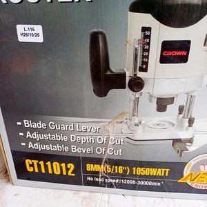Router Profesional Crown CT1012 1050W - imagen 3