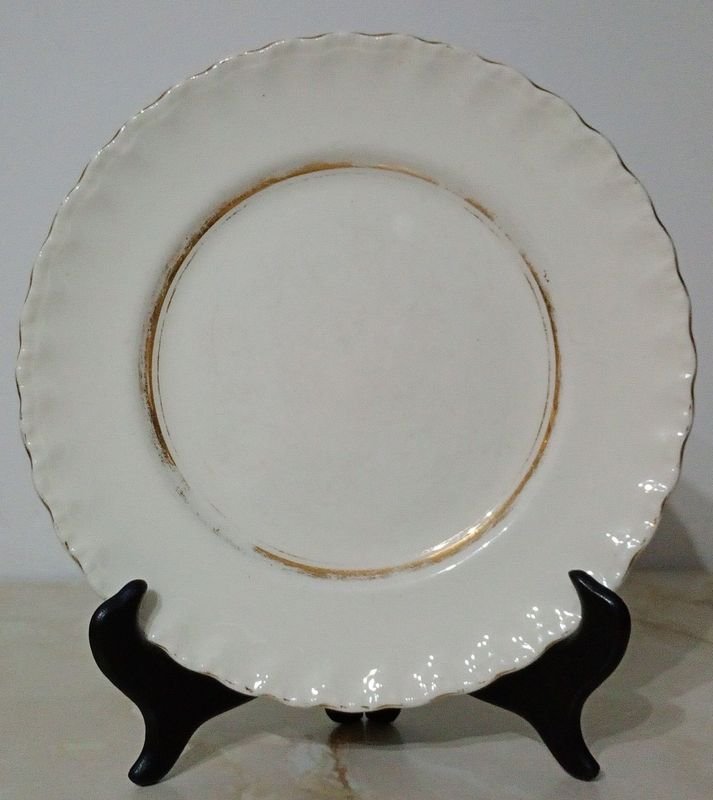 Plato Vintage Loza Inglesa Grindley England Cream Petal Borde Dorado 1930
