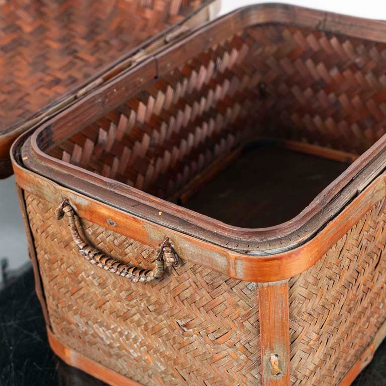 Baul de mimbre tipo oriental con dos manijas - imagen 2