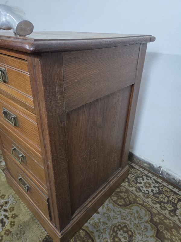 Excepcional cajonera en roble macizo para almacenamiento - imagen 5