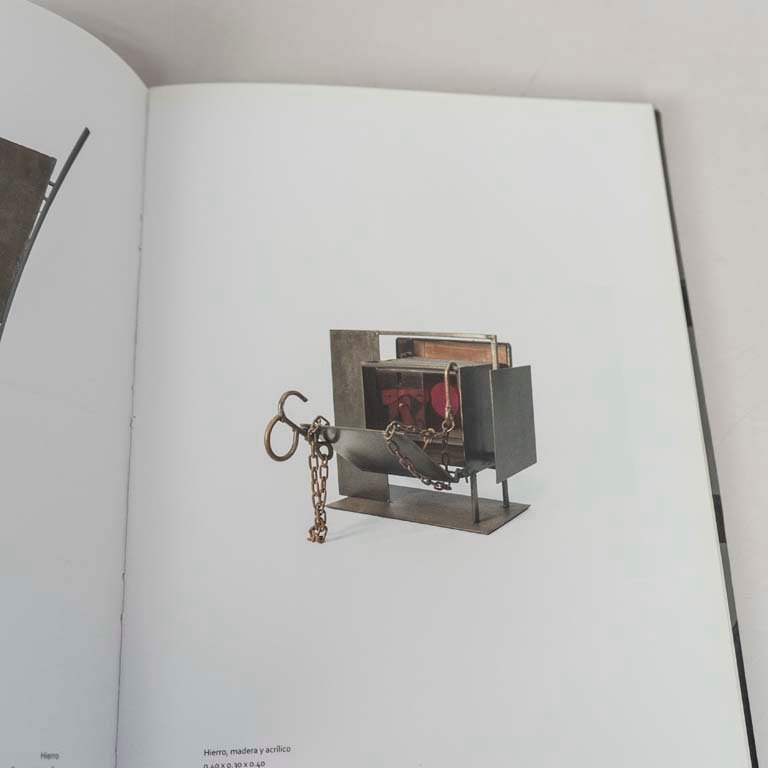 Item 2111645 - Image 1