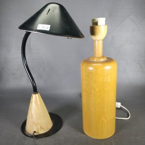 Lote de 2 Lámparas: Una de Madera Estilo Vintage y Otra Regulable para Lectura - imagen 2