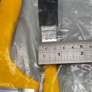 Juego de 3 Pinceles de Poliéster con Mango Amarillo - imagen 4