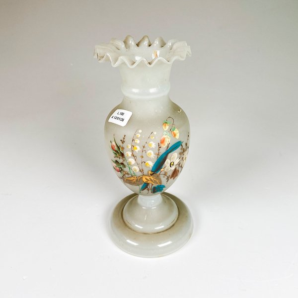 Lote anterior: Vaso de vidrio decorado con flores y hojas