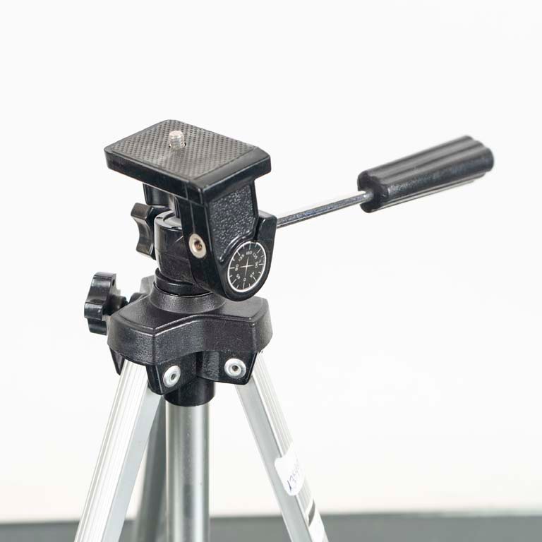 Tripode de alta calidad con ajuste de altura y brazo extendible - imagen 2