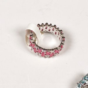 Lote de 7 Piezas de Bisutería: Collares, Caravanas, Anillos y Cruz - imagen 7