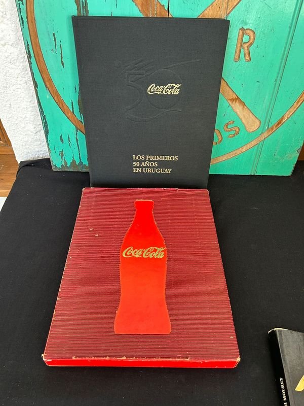 Libro sobre la historia de Coca-Cola en Uruguay - imagen 1