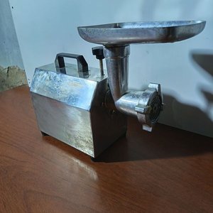 Picadora de Carne Eléctrica de Acero Inoxidable - imagen 2