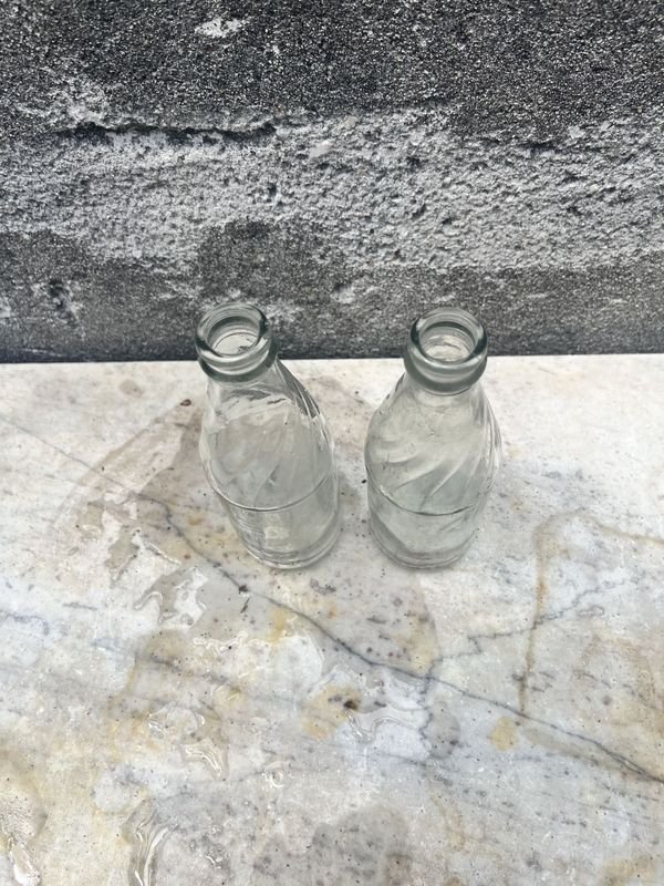 Dos botellas de Pepsi Cola vacías y en excelente condición - imagen 4