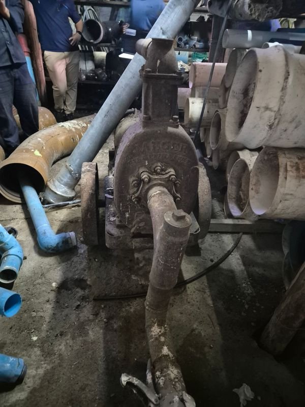Lote siguiente: MOTOBOMBA MARCA JAEGUER 43CM LARGP X 32 DE DIAMETR - Analisis de estado y condicion