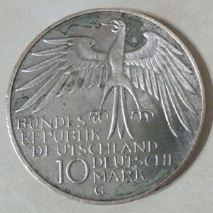 Moneda Conmemorativa 10 Marcos Alemanes Juegos Olímpicos Múnich 1972 Plata .625 - imagen 2
