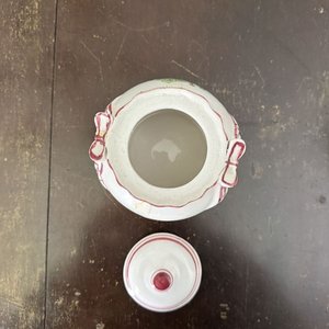 Caramelera de Cerámica con Uvas y Lazos y Caramelera de Vidrio Tallado - imagen 7