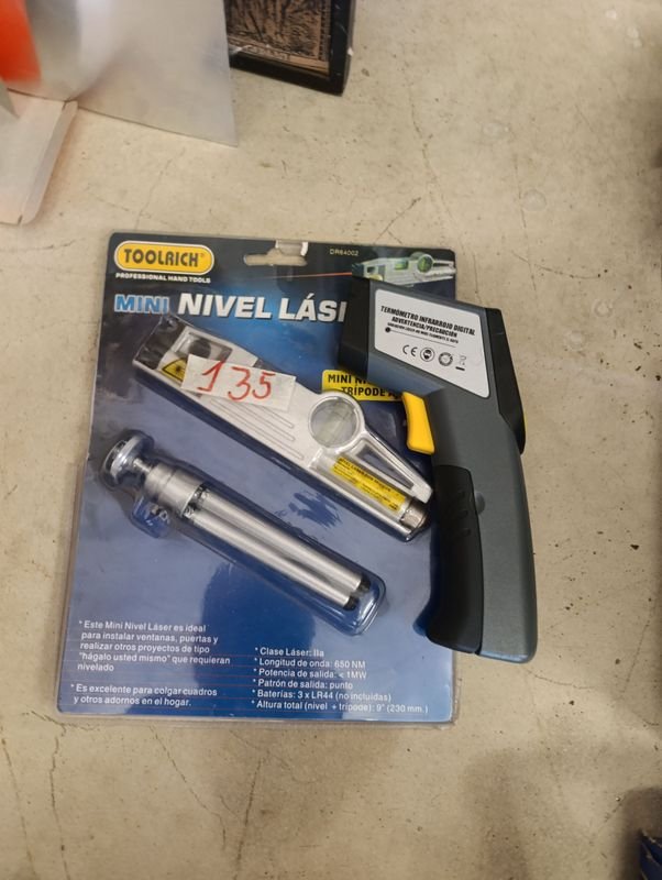 Nivel y Termómetro Laser - Herramientas de Medición - imagen 4