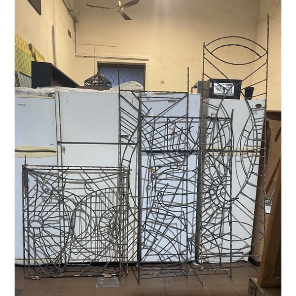 5 Tramos de Rejas de Hierro con Diseños Abstractos - imagen 1