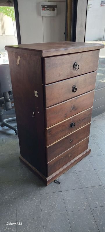 Comoda de madera en excelente estado - imagen 2
