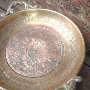 Taza Decorativa Francesa Estilo Imperio con Relieve - imagen 4