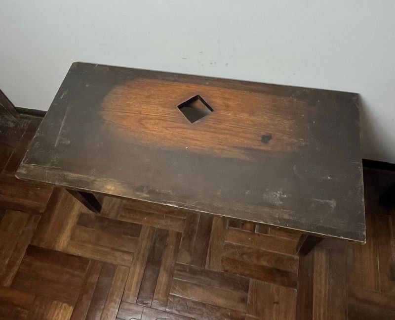 Mesa ratona de madera con diseño antiguo - imagen 4