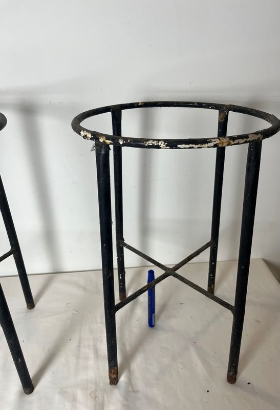 Muebles de metal en buen estado - imagen 6