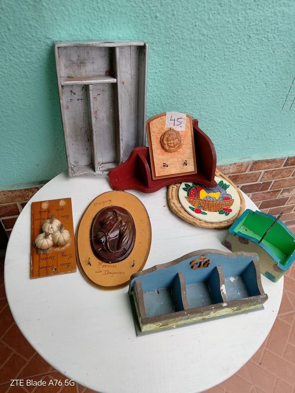 Colección de objetos variados - imagen 2