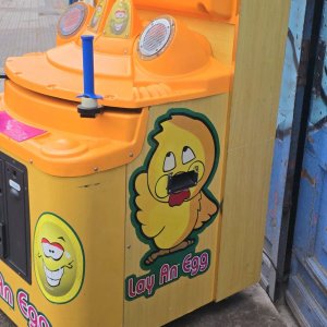 Máquina Arcade "Lay An Egg" - Juego de Gallinas - imagen 11