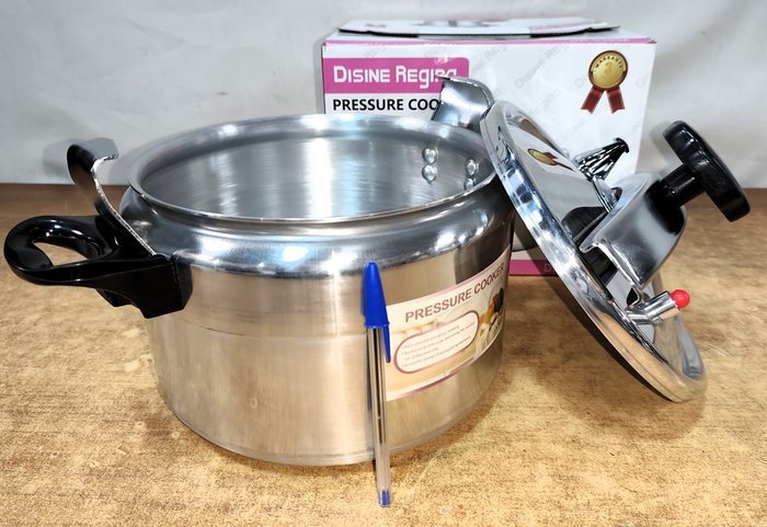Olla a Presión Disine Regina de Aluminio, 9 Litros, Nueva en Caja