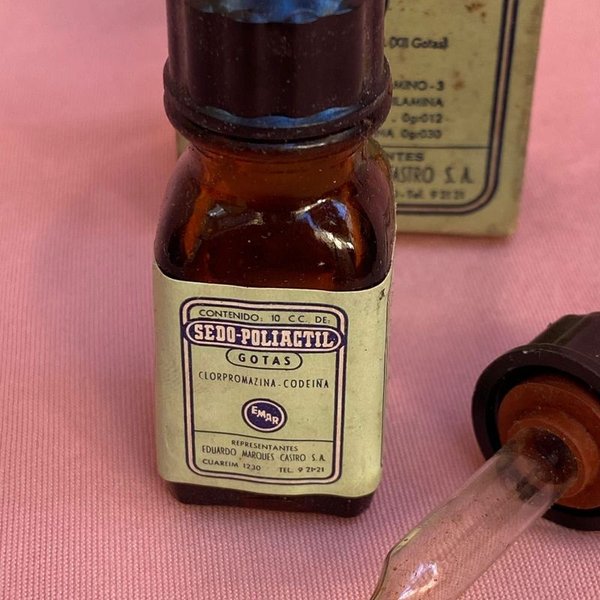 Medicamento antiguo en gotas Sedo-Polactil de la marca Emar, industria uruguaya - imagen 2