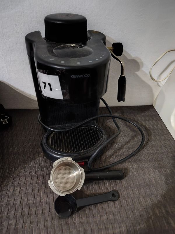 Máquina de Café Expreso Kenwood Negra