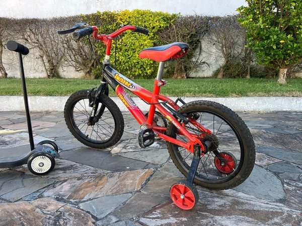 Bicicleta y monopatín para niños - imagen 3