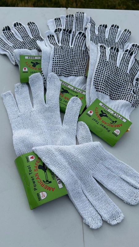 Guantes de trabajo en blanco y negro - imagen 4