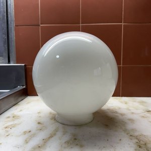 Lote de 3 Pantallas de Vidrio Estriadas y 1 Esfera Blanca Opaca - imagen 4