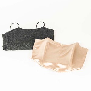 Lote anterior: Conjunto de Dos Tops: Uno Brillante y Otro Strapless Color Champagne