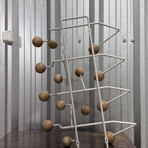 Perchero Moderno Blanco con Bolas de Madera - 14 Ganchos - imagen 5