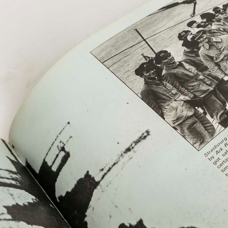 Libro sobre la Segunda Guerra Mundial con tapa dura y sobrecubierta - imagen 2